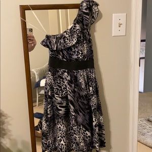 One should cheetah dress - size small